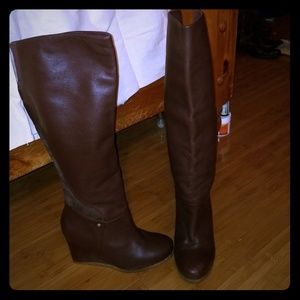 Ugg wedge boots